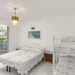 Modern Flat With Shared Pool And Terrace Apartment Bibione