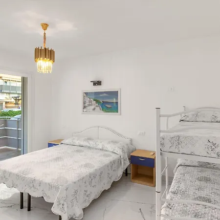 Modern Flat With Shared Pool And Terrace Apartment Bibione