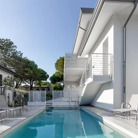Apartment Modern Flat With Shared Pool And Terrace Bibione