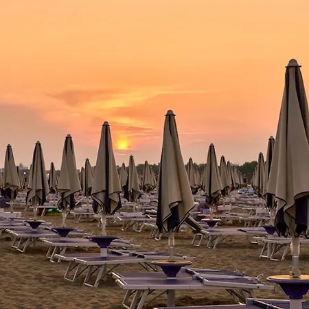 Modern Flat With Shared Pool And Terrace Apartment Bibione